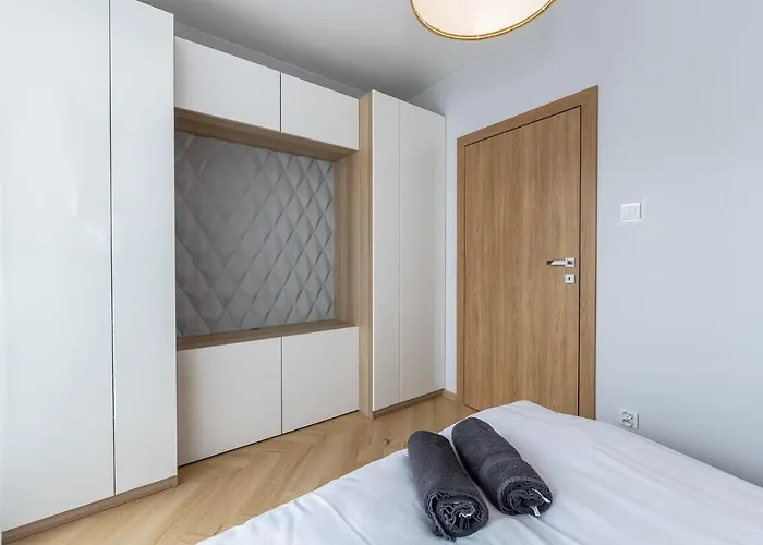 Manufaktura Z Miejscem Parkingowym Łódź