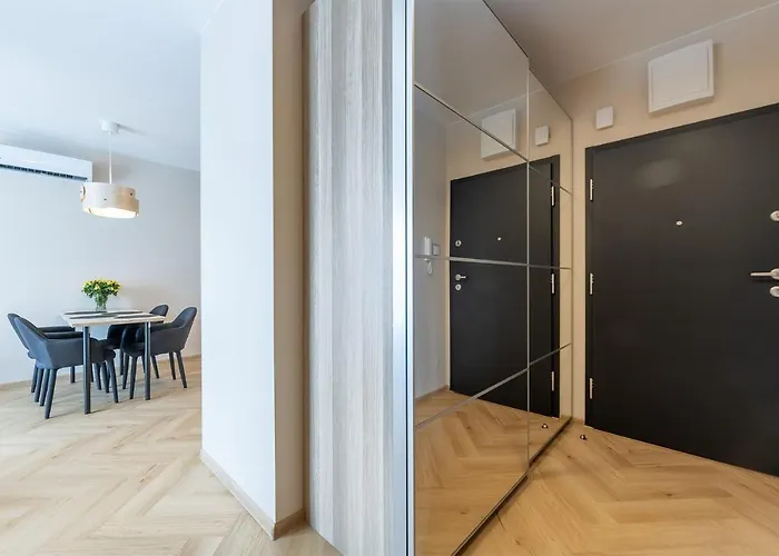 Manufaktura Z Miejscem Parkingowym * Łódź